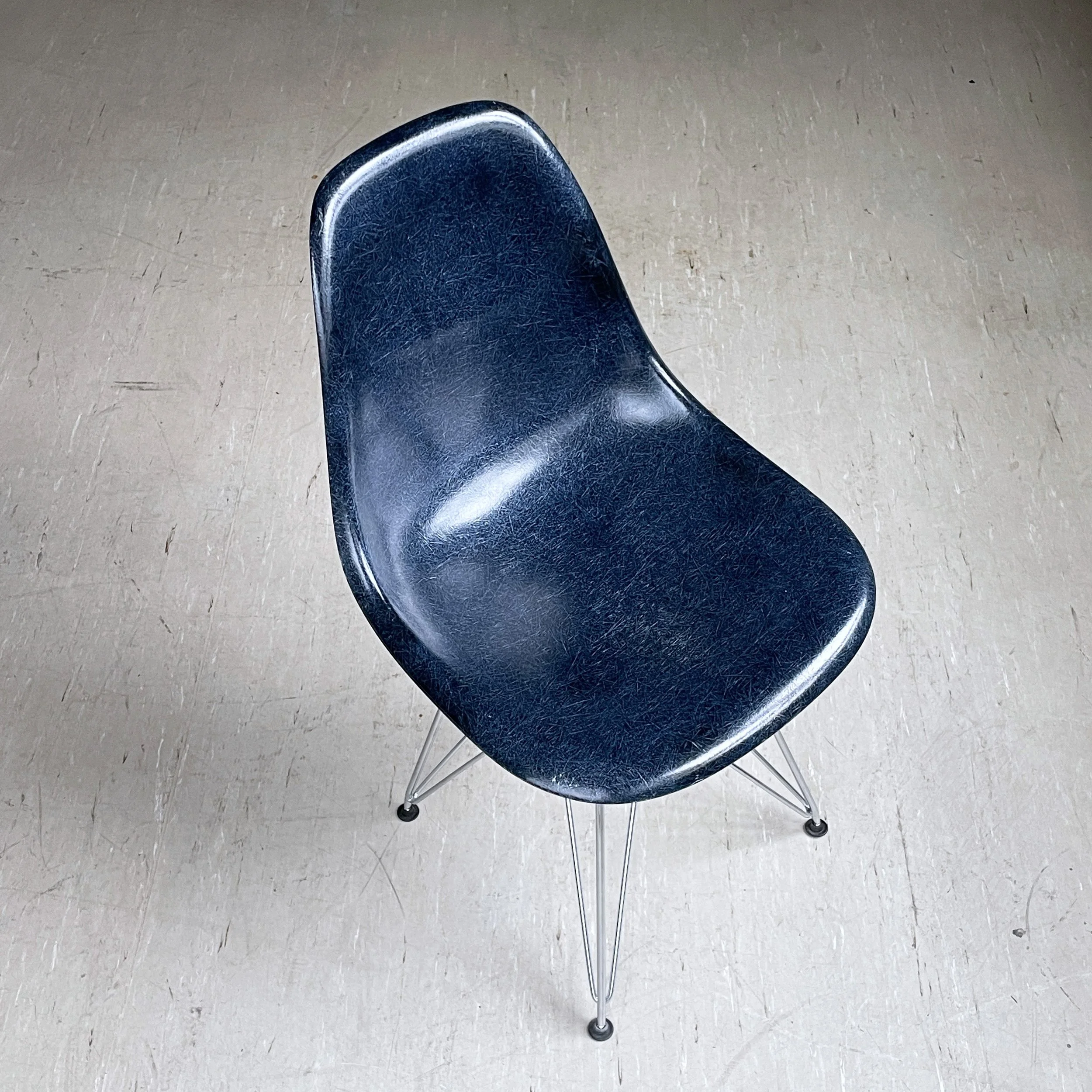 Original Vitra Eames Side Chair DSR - Navy Fiberglass | Modern Era